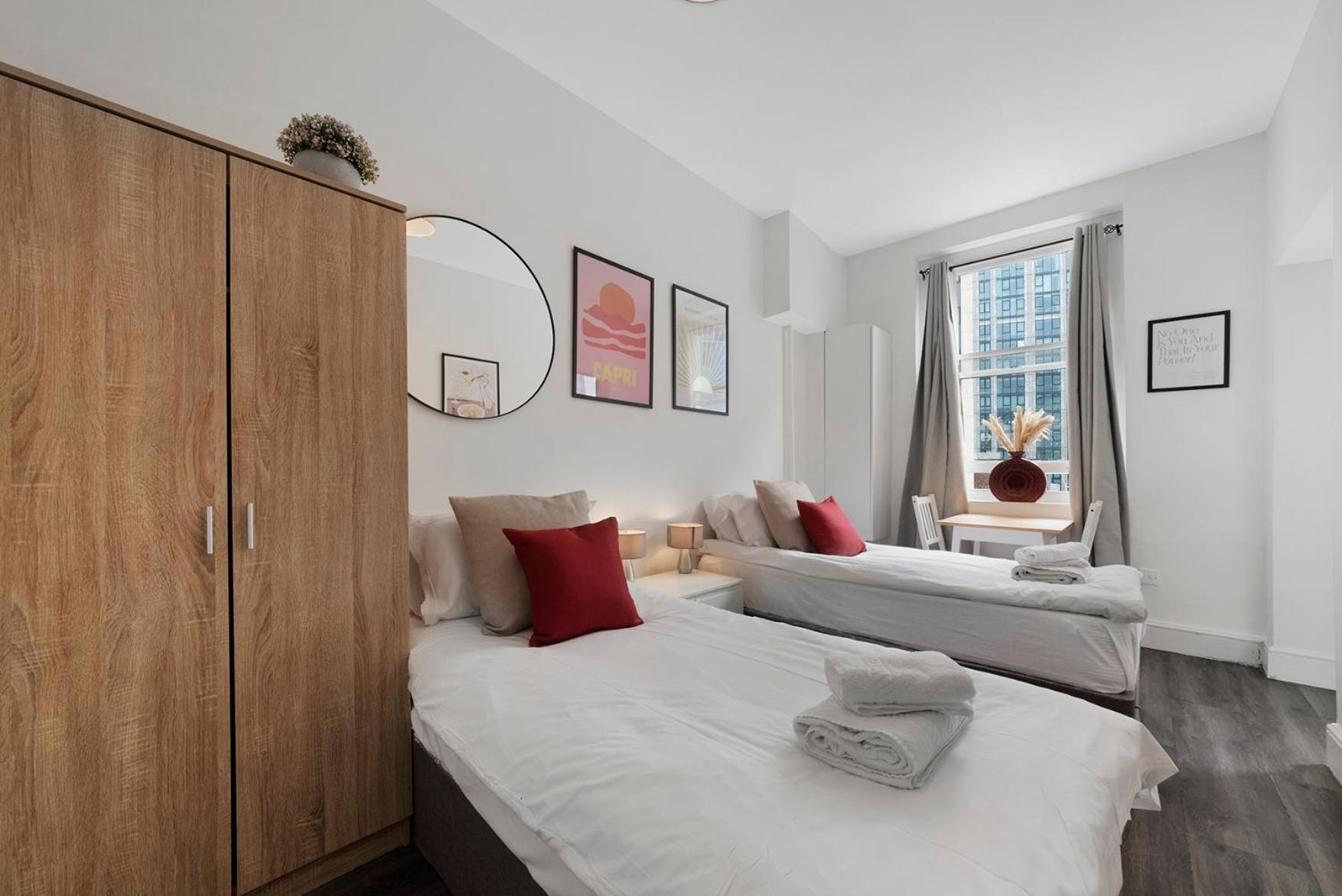Economical Archway Nest Apartment *